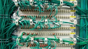 Telefonstrippenzieher im Internet