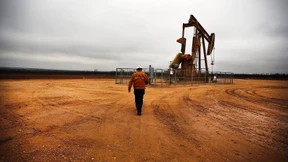 Öl kostet wieder weniger als 50 Dollar