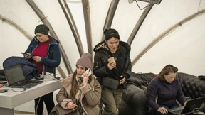 Humor und Gemeinsinn gegen Bomben