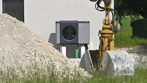 Berlin streitet, Brüssel handelt