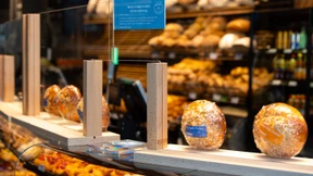 Wer bar zahlt, wird teils schräg angeschaut