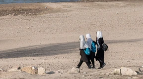 Frau in Afghanistan jahrzehntelang von Bruder eingesperrt