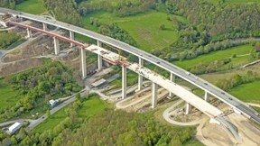 40.000 Tonnen Brücke – an einem Stück verschoben