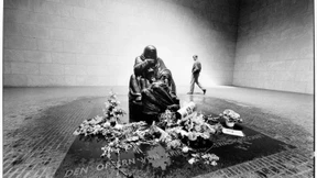 Die Fußstapfen der deutschen Erinnerung