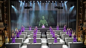 Wie die Politik in den „Sommernachtstraum“ kommt