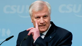 Horst Seehofer jubelt über Ökostrom-Reform