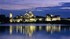 Ein Netz aus Flüssen und Wassergräben