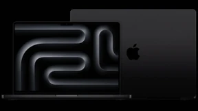 Ein Macbook für 8500 Euro und ein farbenfroher Schreibtisch-PC