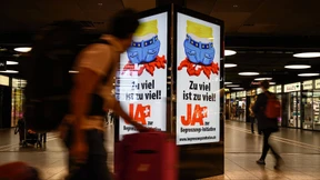 Wie die Schweiz auf die Provokationen der SVP reagiert