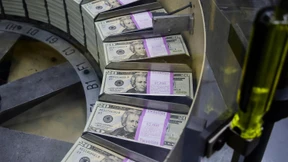 Zölle, Schulden, Zins-Zoff: Ruiniert Trump den Dollar?