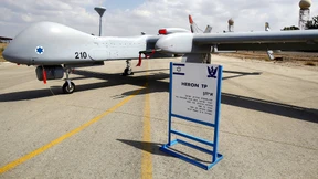 Der Krampf mit der Kampfdrohne