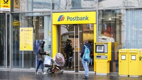 Postbank schimpft auf Google