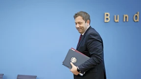 Die Steuer für die „ärmeren Reichen“