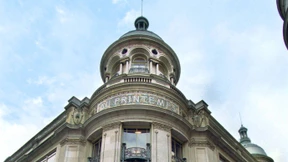 Deutsche Bank verkauft Pariser Luxus-Kaufhaus 