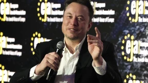 Anwälte fordern von Tesla 288.888 Dollar – in der Stunde