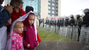 Zehntausende Menschen protestieren gegen Lukaschenka