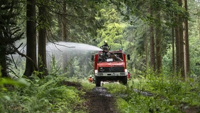 Trocken bis tief in den Boden