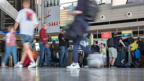 Welche Unternehmen händeringend Mitarbeiter suchen