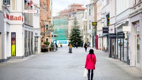 Fröhlich in die Rezession