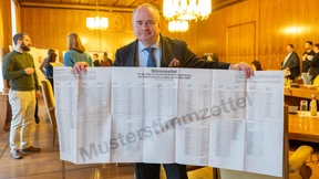 Frankfurter Wahlzettel wächst nochmals