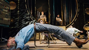 Gefangen im Panoptikum der Dämlichkeiten