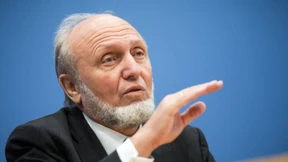 Ifo-Chef Sinn notfalls für nationale Grenzkontrollen