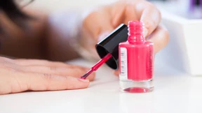 Was ist eigentlich im Nagellack?