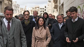 Eine Eröffnung und kein Handschlag