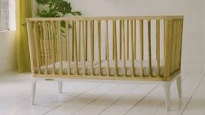 Ein grünes Luxus-Kinderbett