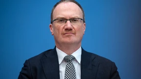 „Wirtschaftsweisen“-Chef lehnt Schuldenobergrenze ab