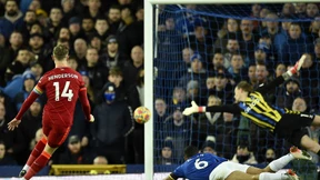 Liverpool setzt sich klar gegen den FC Everton durch