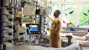 „Wir haben 700 Kliniken mehr als nötig“