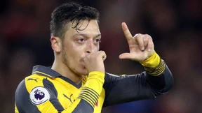 Özil schießt Arsenal zum Sieg
