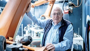 „Wenn es blöd läuft, brennt sich der Laser in die Backe“