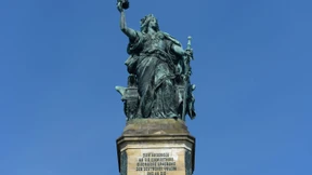 Unterhalb der Germania siegen die Wählervereinigungen