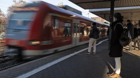 Tatverdächtiger nach Schuss auf S-Bahn-Gleis stellt sich der Polizei