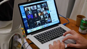 Zoom sorgt für Boom bei Schönheitsoperationen