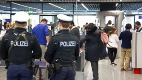 Frankfurter Flughafen: Weiter lange Wartezeiten für Passagiere