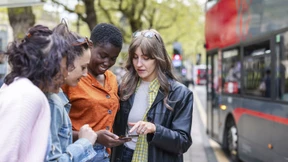 Jugend informiert sich bei Tiktok und Insta über Politik