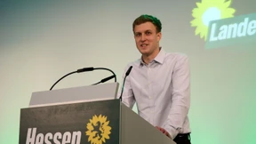 Ewalds Reisen sind kein Verstoß gegen das Parteiengesetz