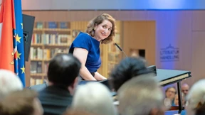 Hessischer Kulturpreis an Mirjam Wenzel verliehen