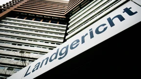 Lebenslange Haft für Mord an schwangerer Ehefrau