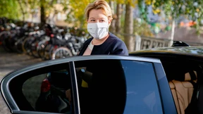 Was über Giffeys Kopf hängt