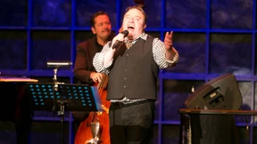 Eruptive Erinnerung an eine vergangene Jugend