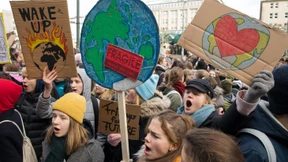 Tausende Schüler schwänzen fürs Klima