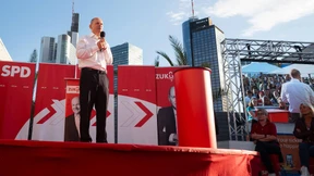 Halb Kandidat, halb Kanzler