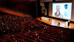 Hacker aller Länder, vereinigt euch!