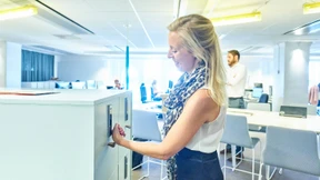 Warum Tui-Mitarbeiter einen Chip unter der Haut tragen