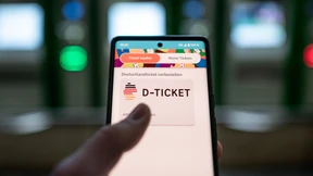 Betrüger kaufen Deutschlandticket mit falschen Kontodaten