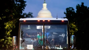 Texas schickt Busse voller Migranten nach New York